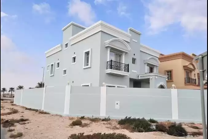 Residential Ready Property 6 Bedrooms U/F Standalone Villa  for sale in Al Sadd , Doha #14657 - 1  image 